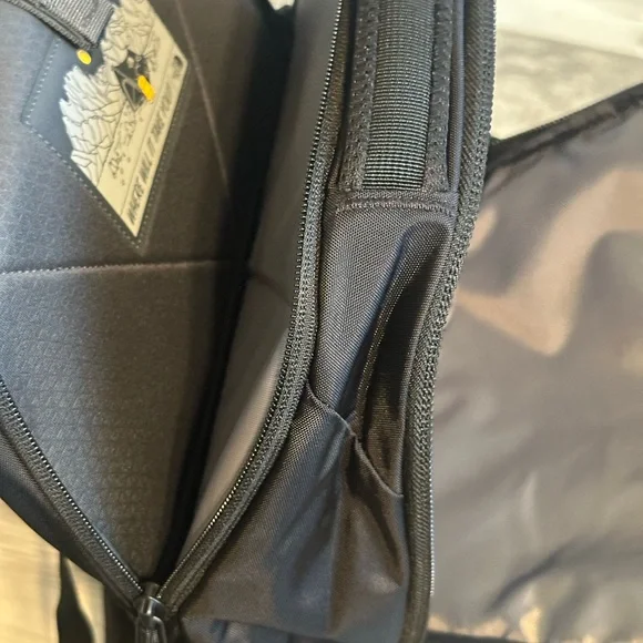 The North Face Unisex Borealis Backpack TNF Black NWOT - Picture 12 of 15